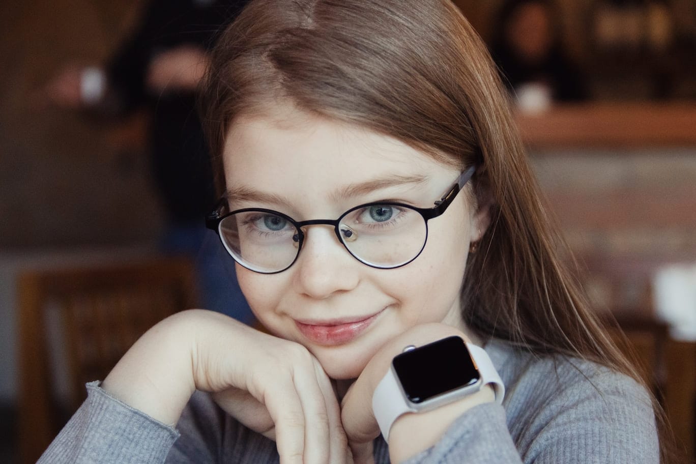 Xplora kellopuhelin sopii koululaiselle - turvallinen ensipuhelin ilman somea