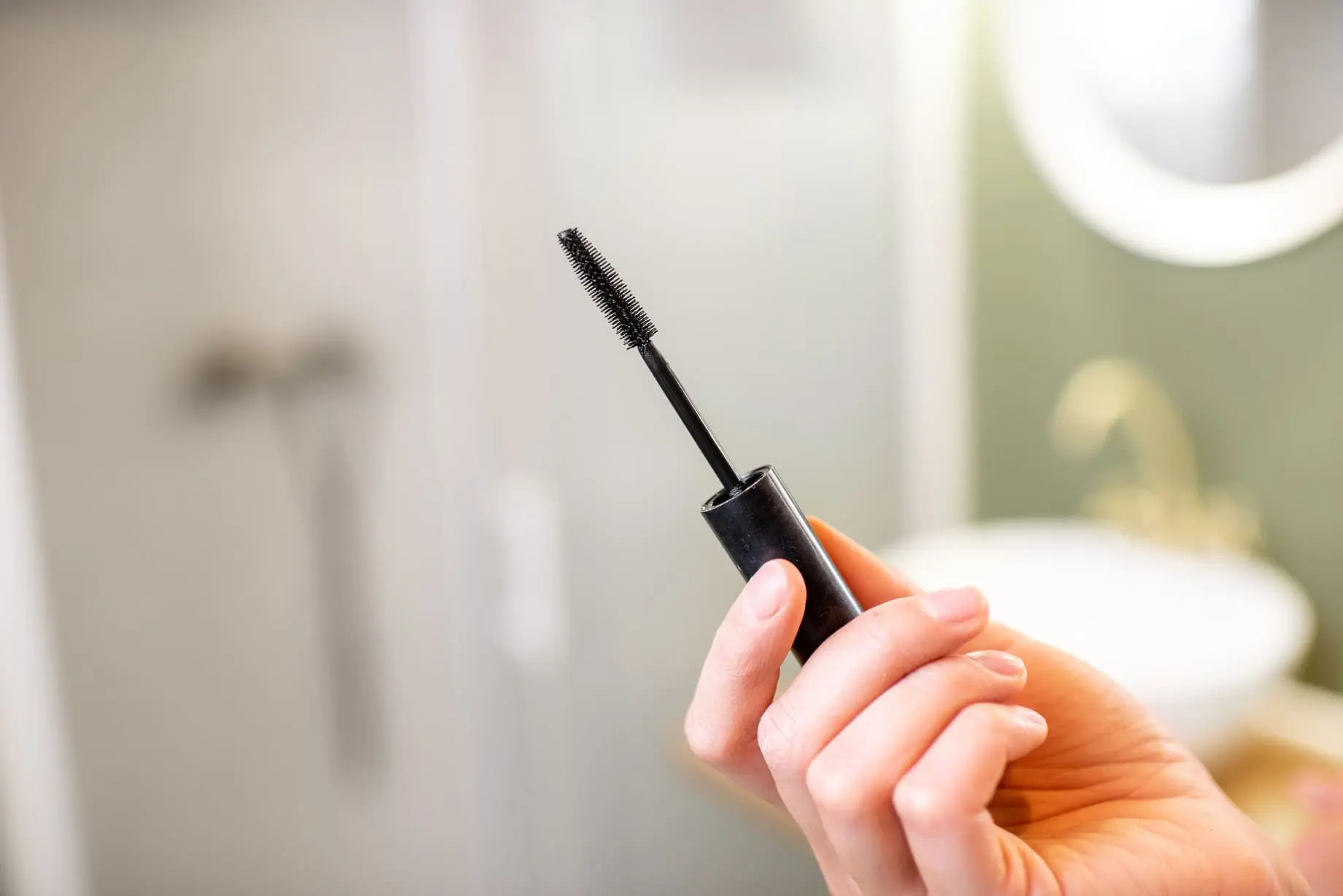 Paras ripsiväri vaatii oikeanlaisen harjan - erilaiset ripsiväriharjat vertailussa