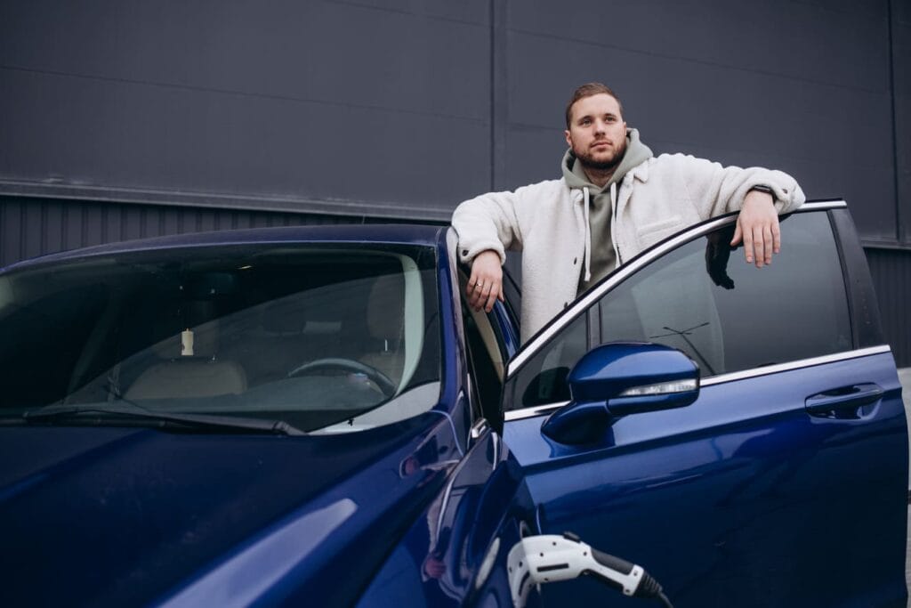 Raha 16 Autolaina 2026 vertaile lainan kilpailuttajat ja valitse halvin autolaina helposti